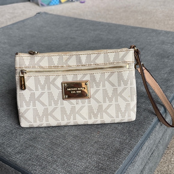 Michael Kors Beige Monogram Wristlet - Picture 1 of 6